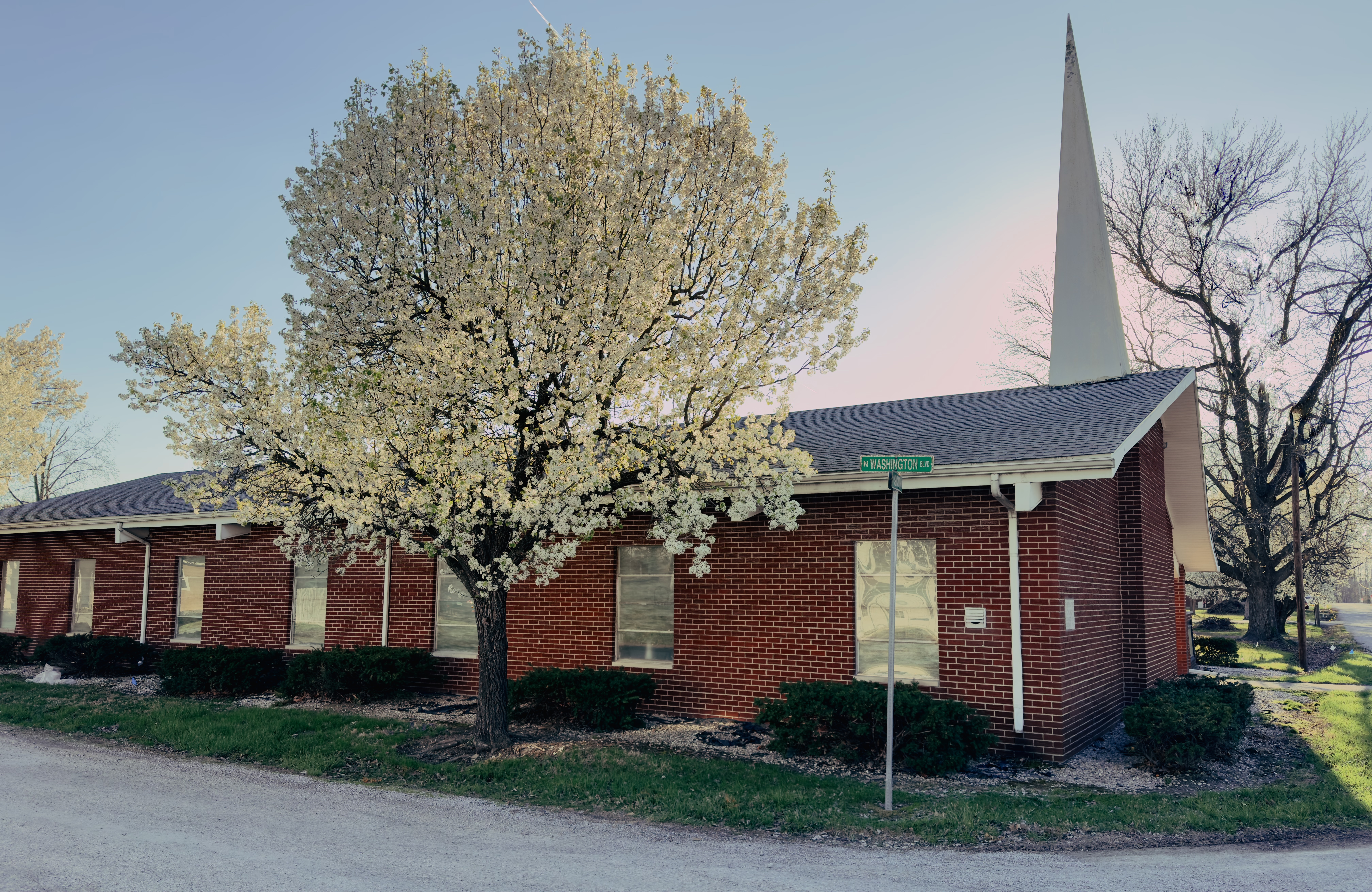 Third Baptist West Frankfort in spring